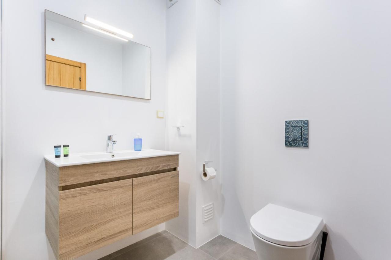 Pedros Apartment By Seewest ลากอส ภายนอก รูปภาพ