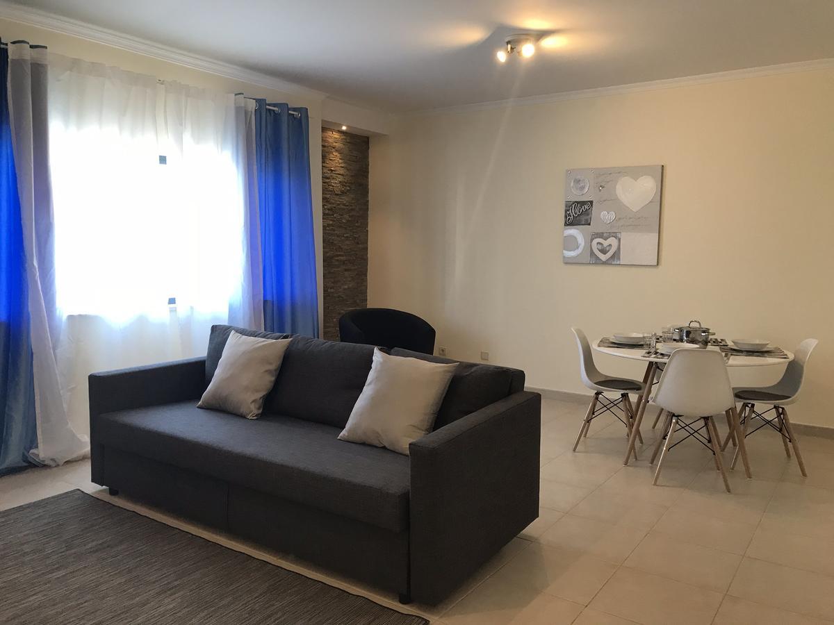 Pedros Apartment By Seewest ลากอส ภายนอก รูปภาพ