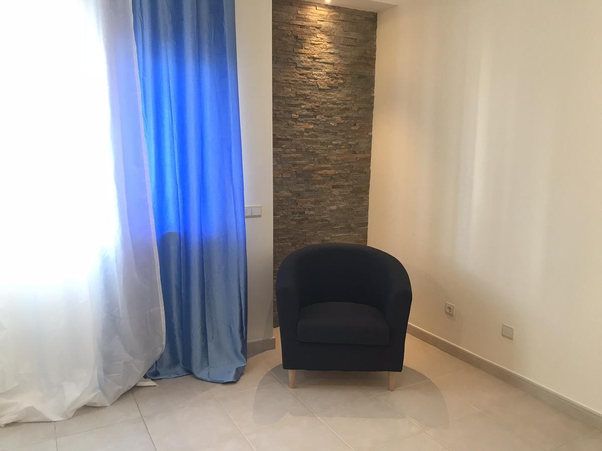 Pedros Apartment By Seewest ลากอส ภายนอก รูปภาพ